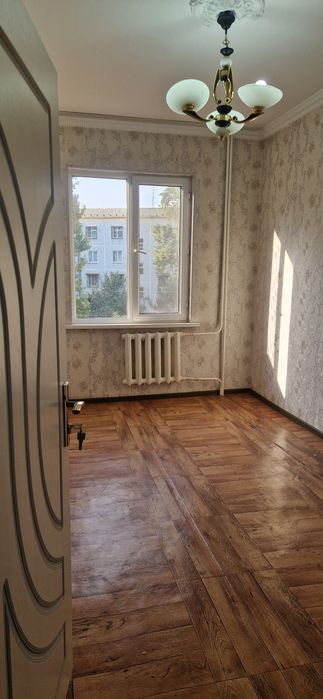 Юнусобод 8-кв 4/3/4 Продаётся квартира