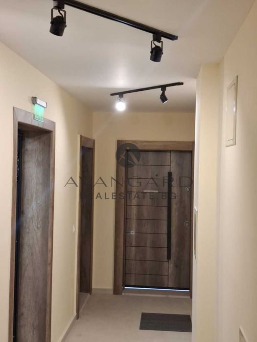 Продава се Тристаен апартамент в Пловдив, Кършияка - 101 кв.м за 2030 €/кв.м - Снимка #5