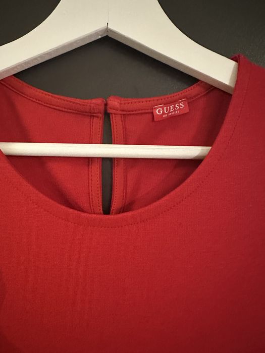 Червена рокля Guess, размер S/M