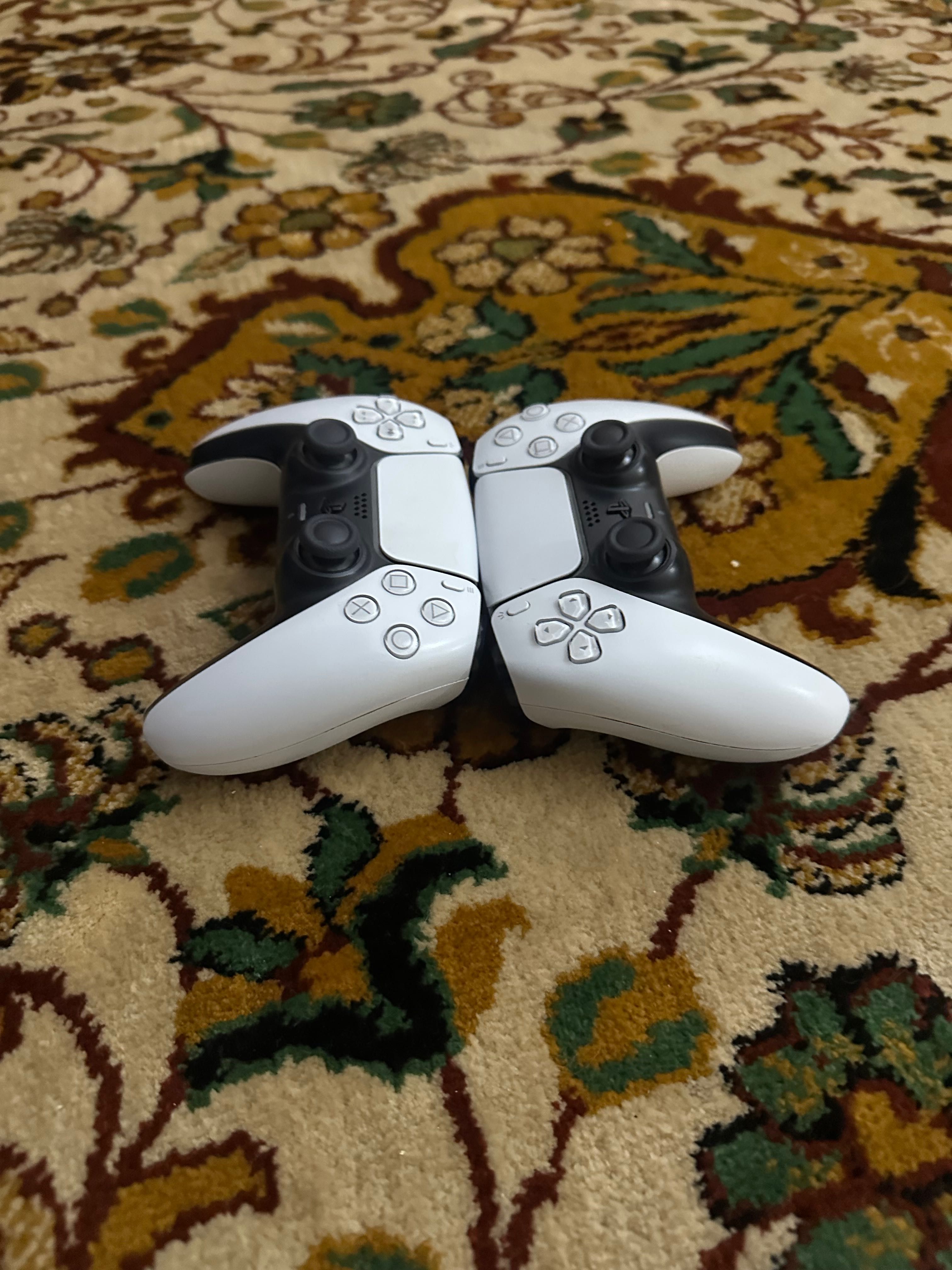 Playstation 5 + 2jostik