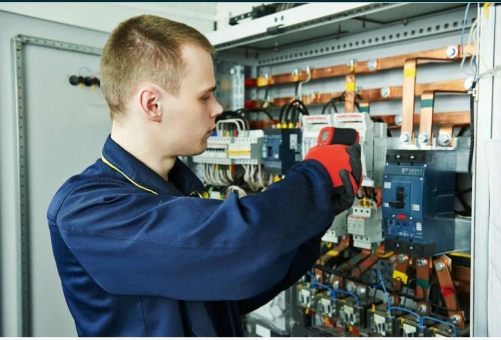 Круглосуточный аварийный электрик — устранение замыканий