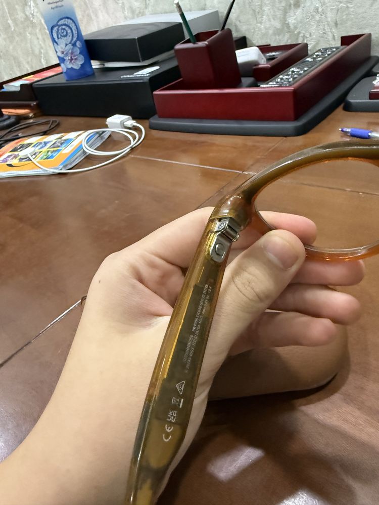 Ray Ban Meta Gold rangi