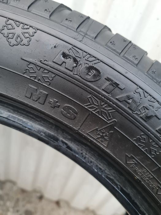 2 Anvelope de iarna*225/50R17 *Dunlop*LICHIDARE STOC*50 Lei Buc*