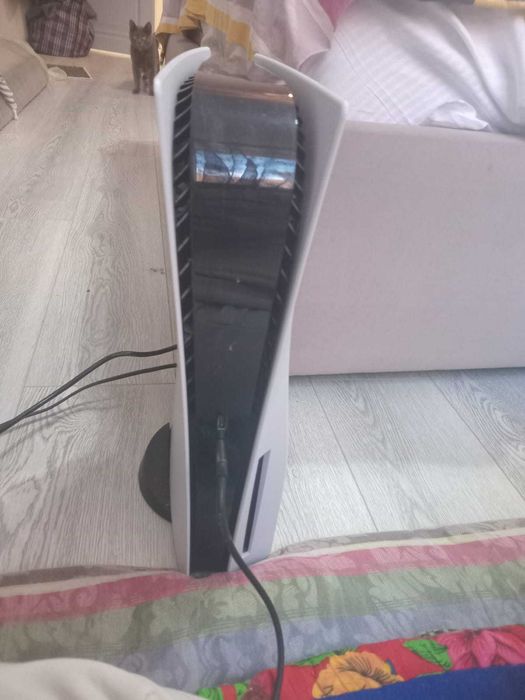 Продам Playstation 5 c дисками и Монитором