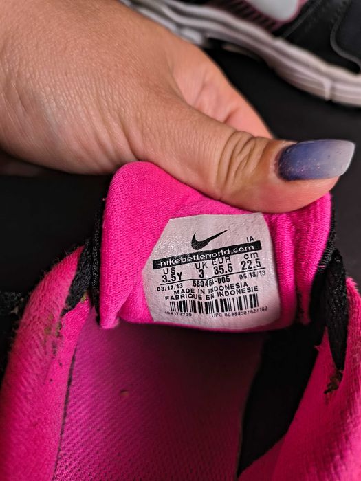Vând adidași dama nike 35,5