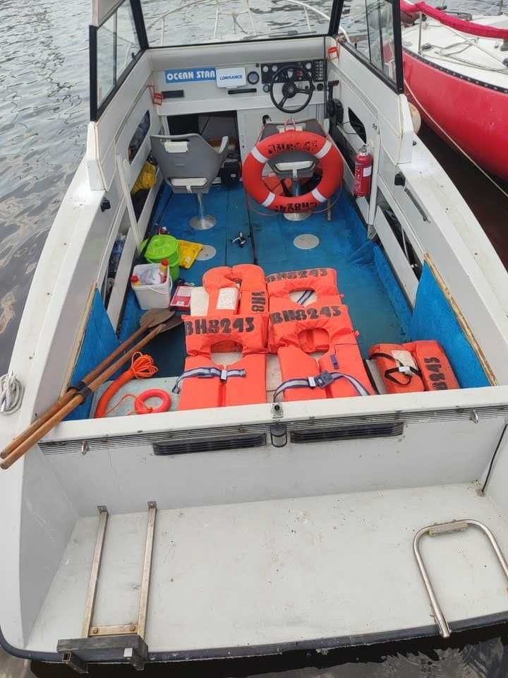 Лодка Bayliner дължина 6. 50; широчина 2. 00; височина на борда 1. 20