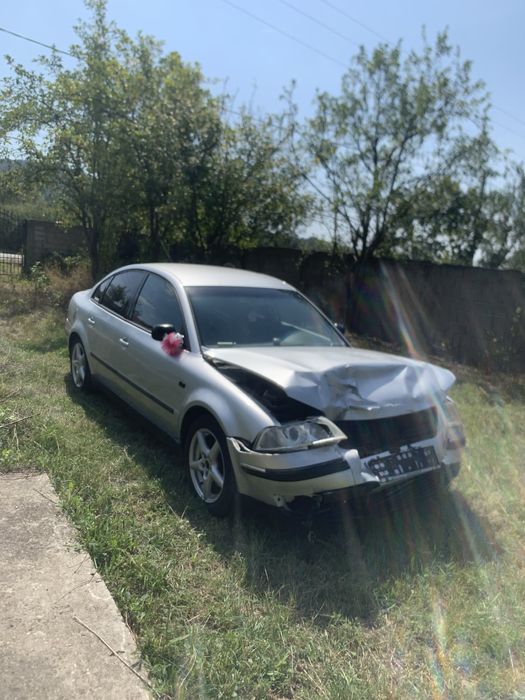 Vand sau schimb 2 passat uri b5.5