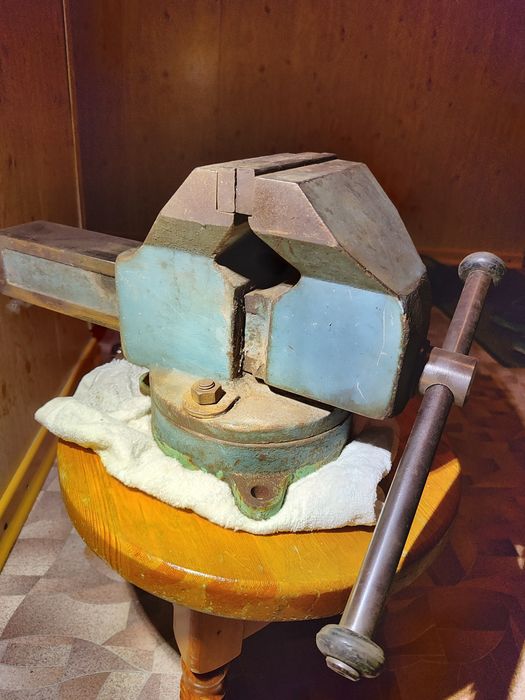 Тиски СССР размер губок 125мм