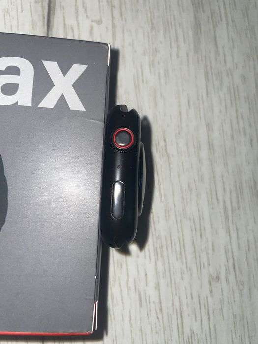 Часовник i8 Pro Max