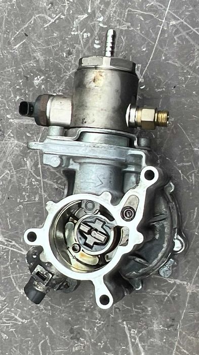 Pompa inalta injectie Audi A4 B8/A5 8T 2.0 Tfsi CDNC 211cp (2008-2012)