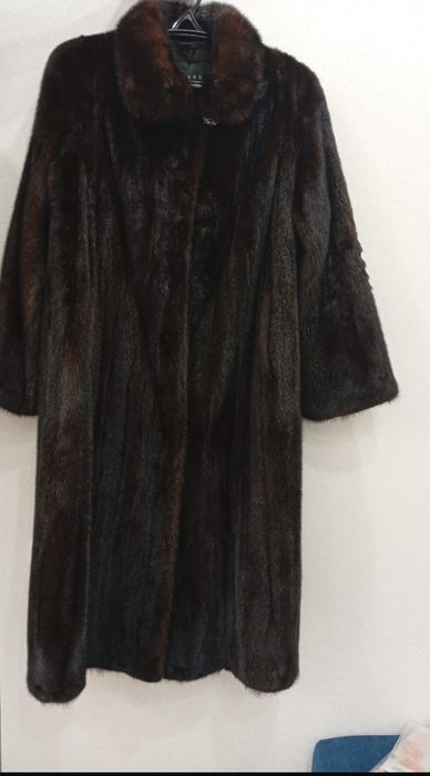 Продам норковую шубу