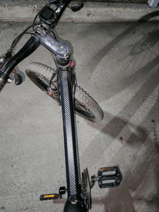 Продам велосипед в хорошем состояние ему год