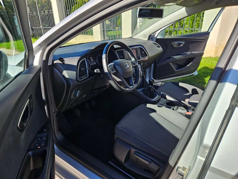 SEAT Leon 5F • Style Advanced Edition •  2014