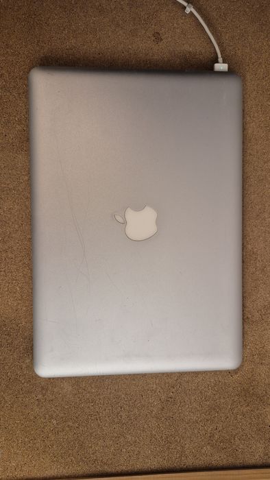 Macbook late 2008