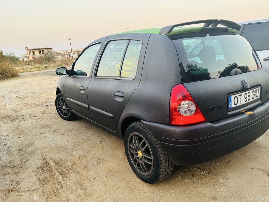 Renaul Clio-raptor
