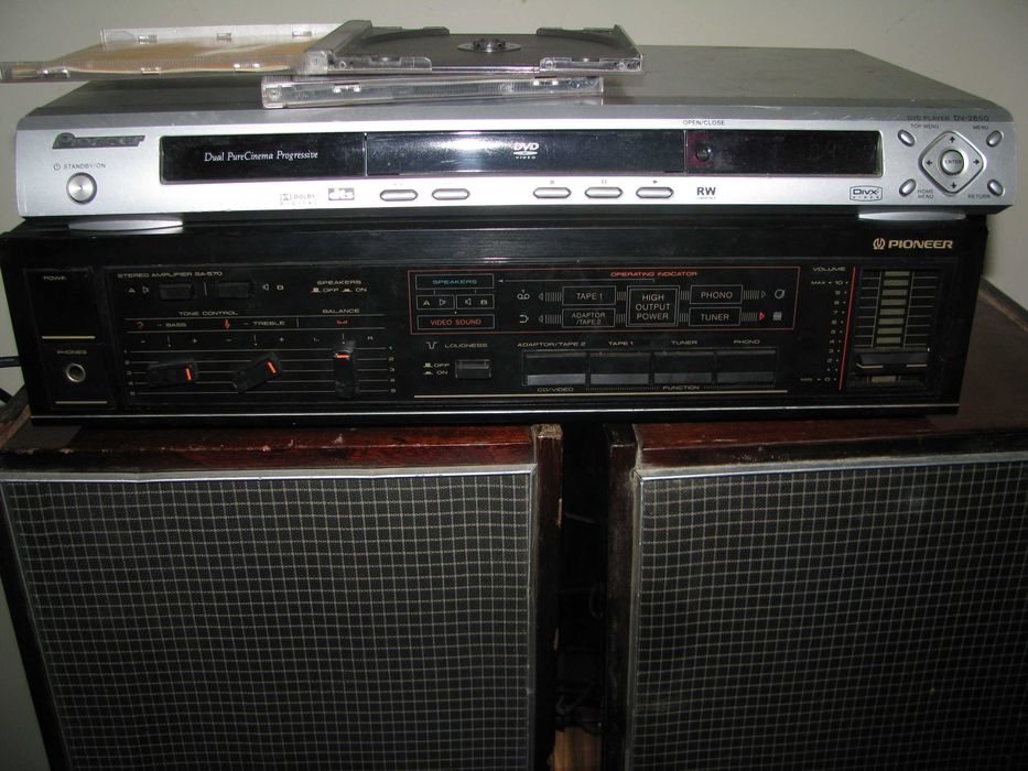 Продавам усилвател "Pioneer"SA-570