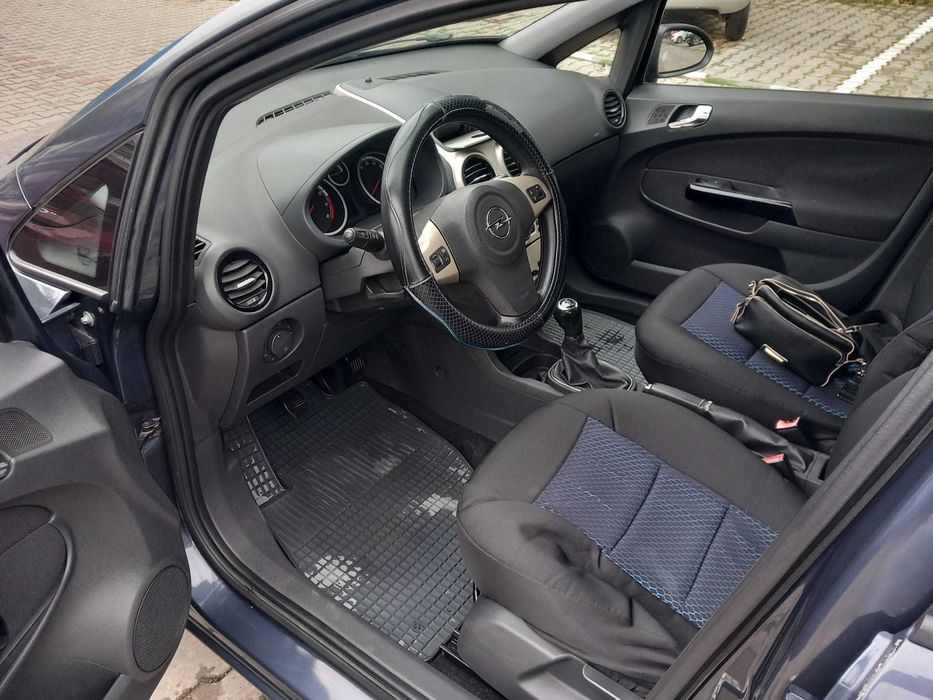 Opel CORSA ,1.4benzina 2008,distribuție pe lant,ireprosabil