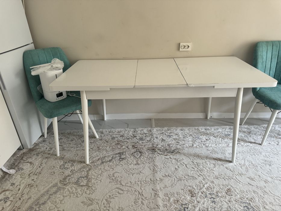 Стол раскладной ,белый