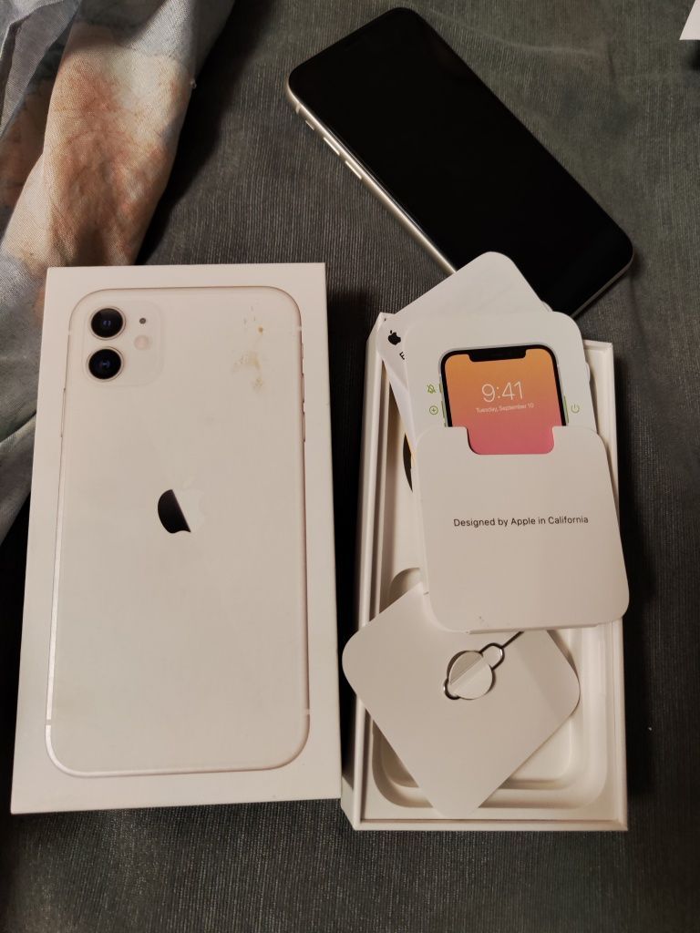 Iphone 11 128G состояние нового