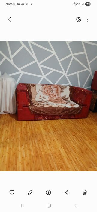Canapea, masina spălat, boiler,birou scaun, măsuțe 3 buc, +3 scaune