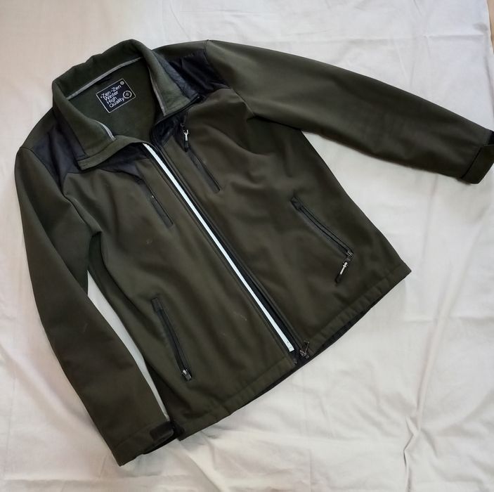 Мужской куртка .
