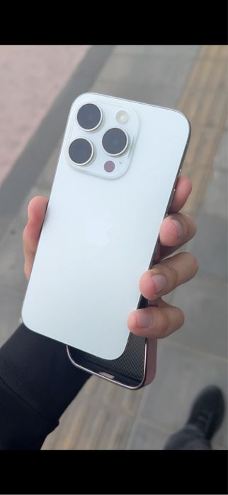 Iphone 15 pro 256 oq ideal