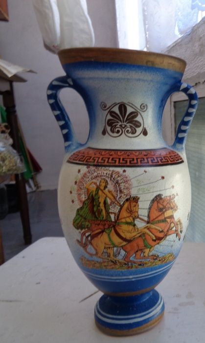 Vază ceramică pictată din Grecia