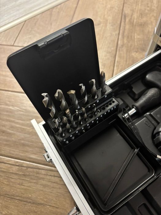 К-т бормашина PARKSIDE Performance 2 бр. 4Ah