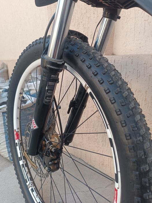 Срочно.Продаю двух падвесный валосипед FOCUS XC 300 sport pro FS.