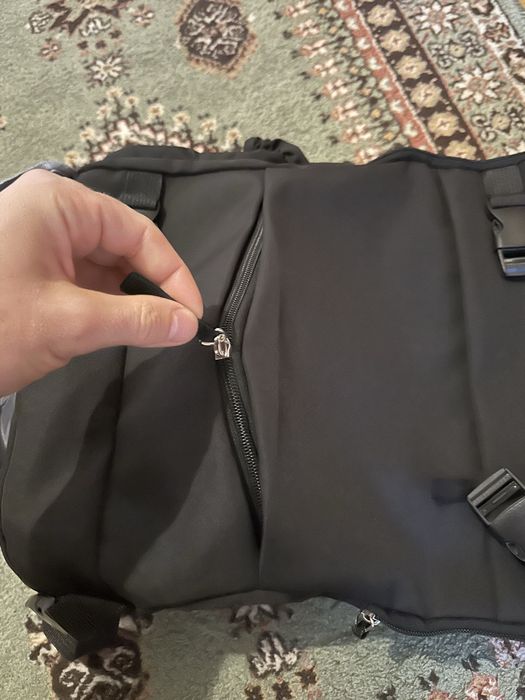 Rucsac f usor pentru zbor cu buzunare si loc pt pantofi