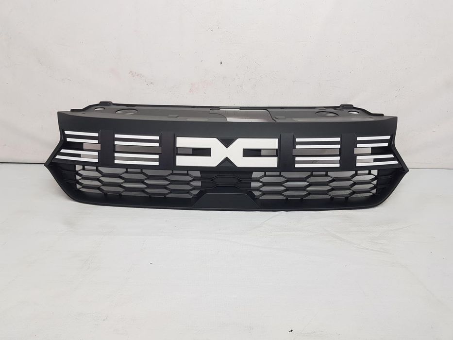 Grila radiator Dacia Logan 3 facelift dupa 2023. NOU OE