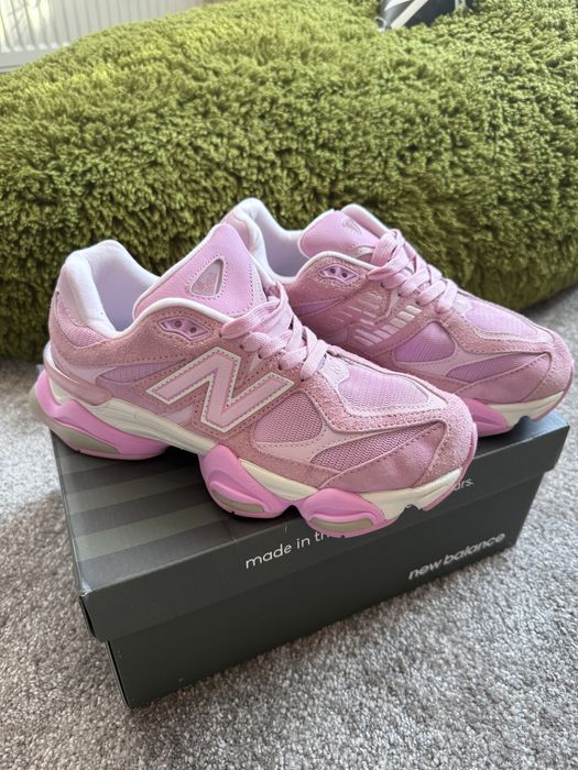 New balance ,,Exclusive Pink Overdye”