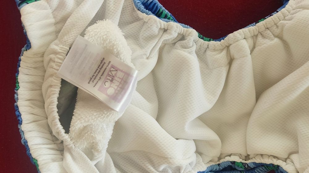Vând pachet scutece refolosibile Bambino Mio