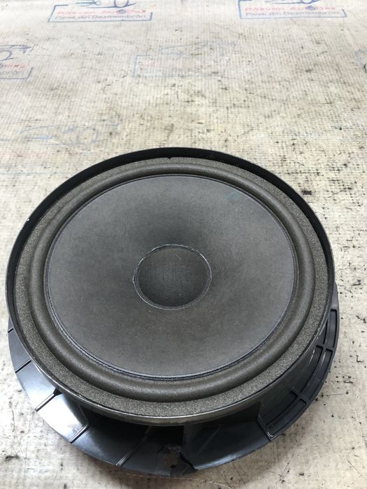 boxa dreapta spate  volkswagen passat cc 2013