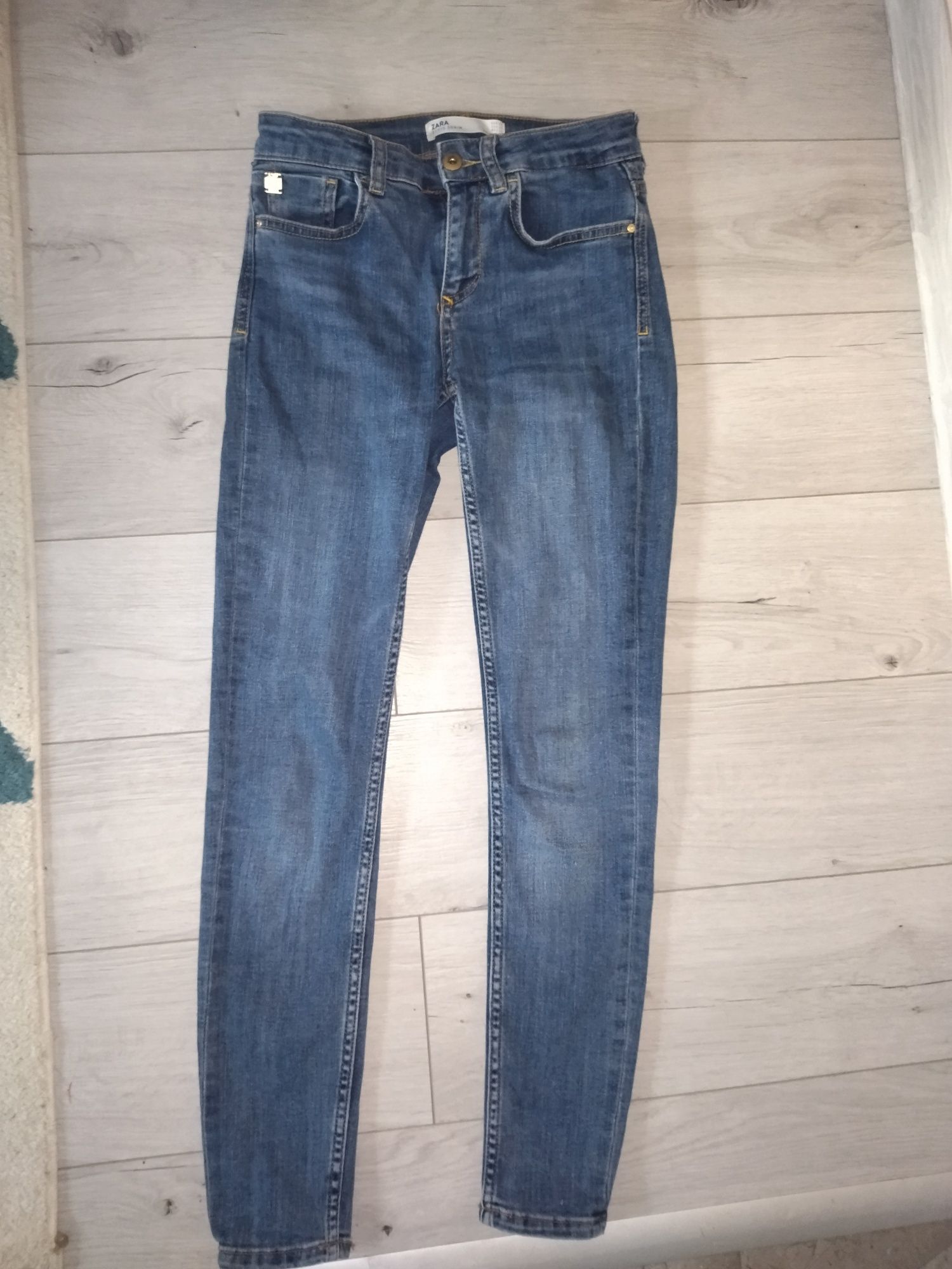 Дънки slim fit Zara