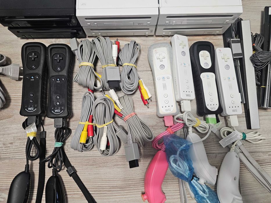 Consola Ninendo Wii Neagra/Alba