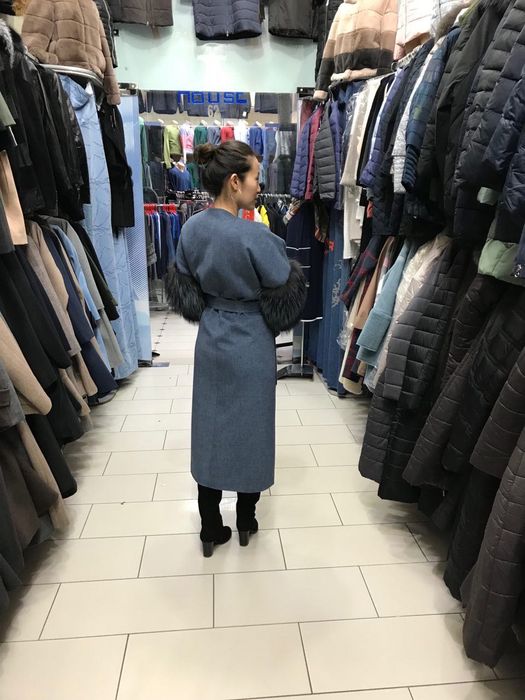Пальто кашемировое с натуральным мехом