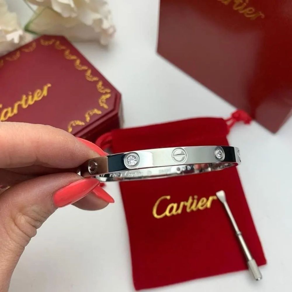 Brățară Cartier LOVE 21 White Gold 750 Diamonds