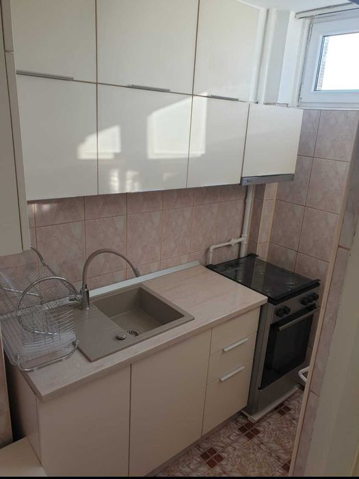 PF Inchirirez garsoniera zona Detunata