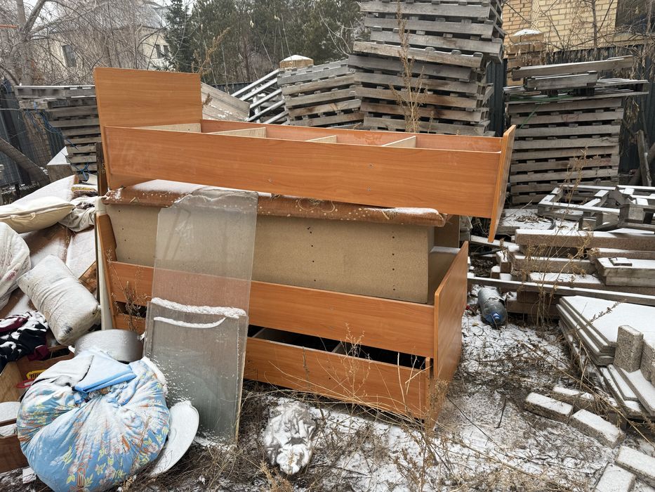 Кровати отдам даром