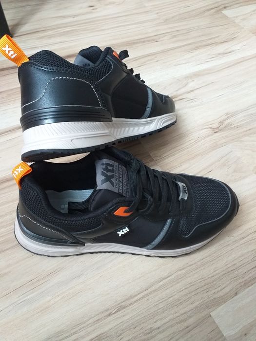 Vand adidași XTY SNEAKERS