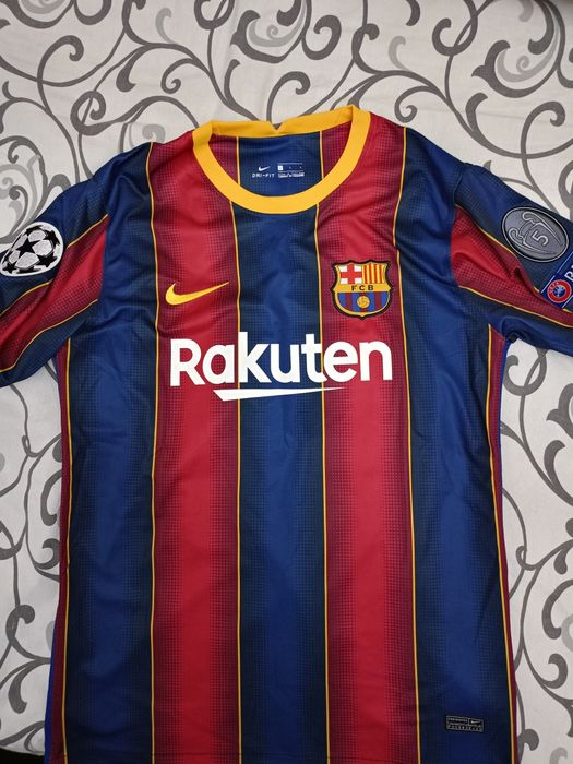 Барселона футбольная форма