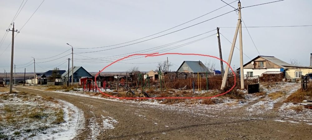 Земельный участок в Новопавловке (не дачи)