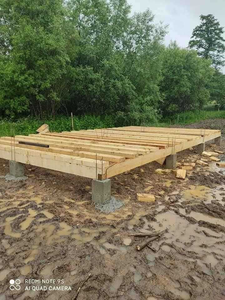 Cabana stil A-Frame si case din structura de lemn