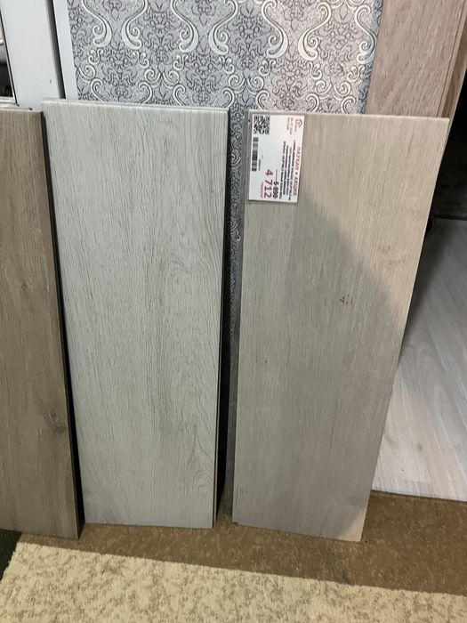 Продам  срочно кафель
