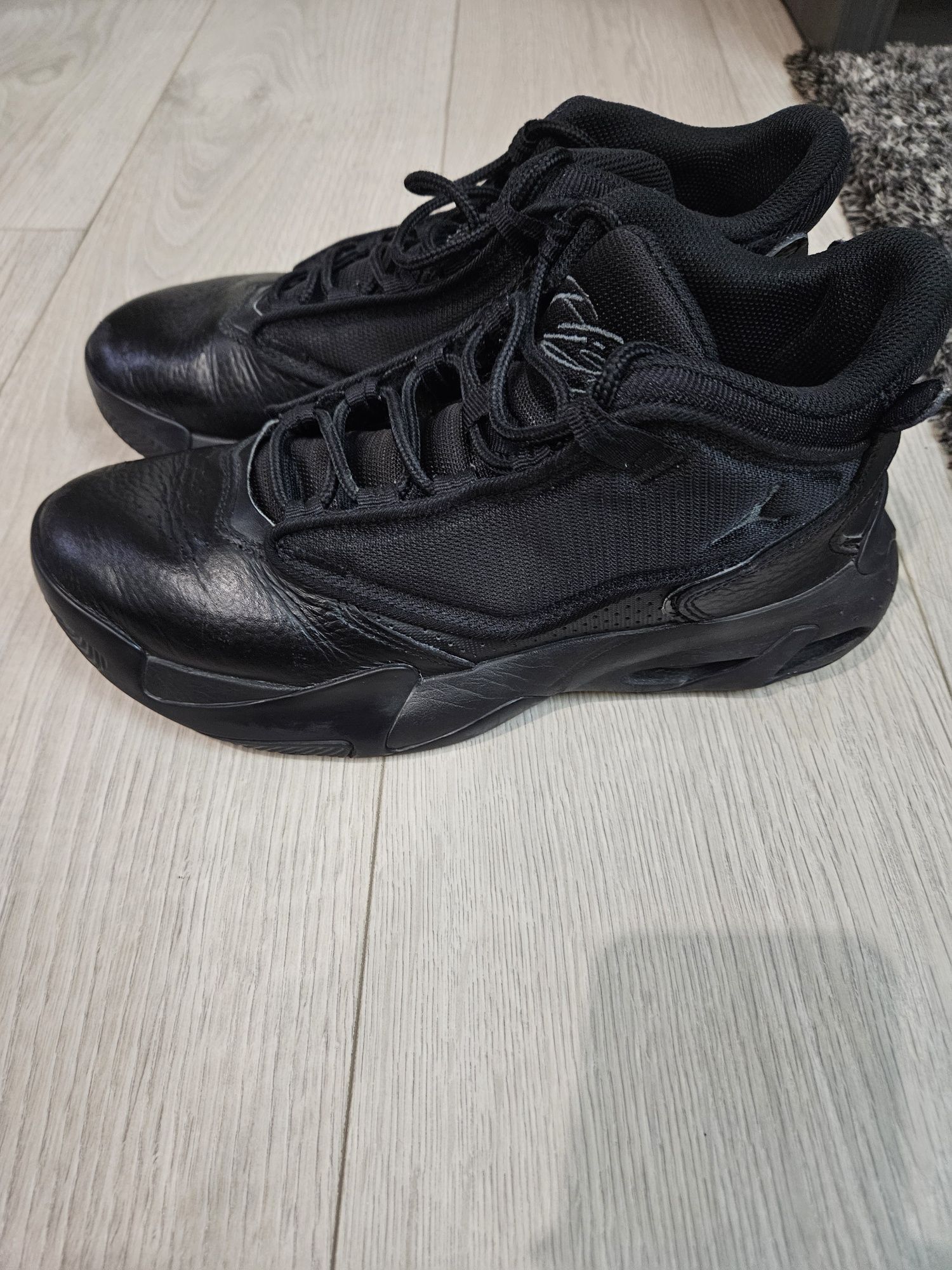 Маратонки Nike Jordan 4 aura
