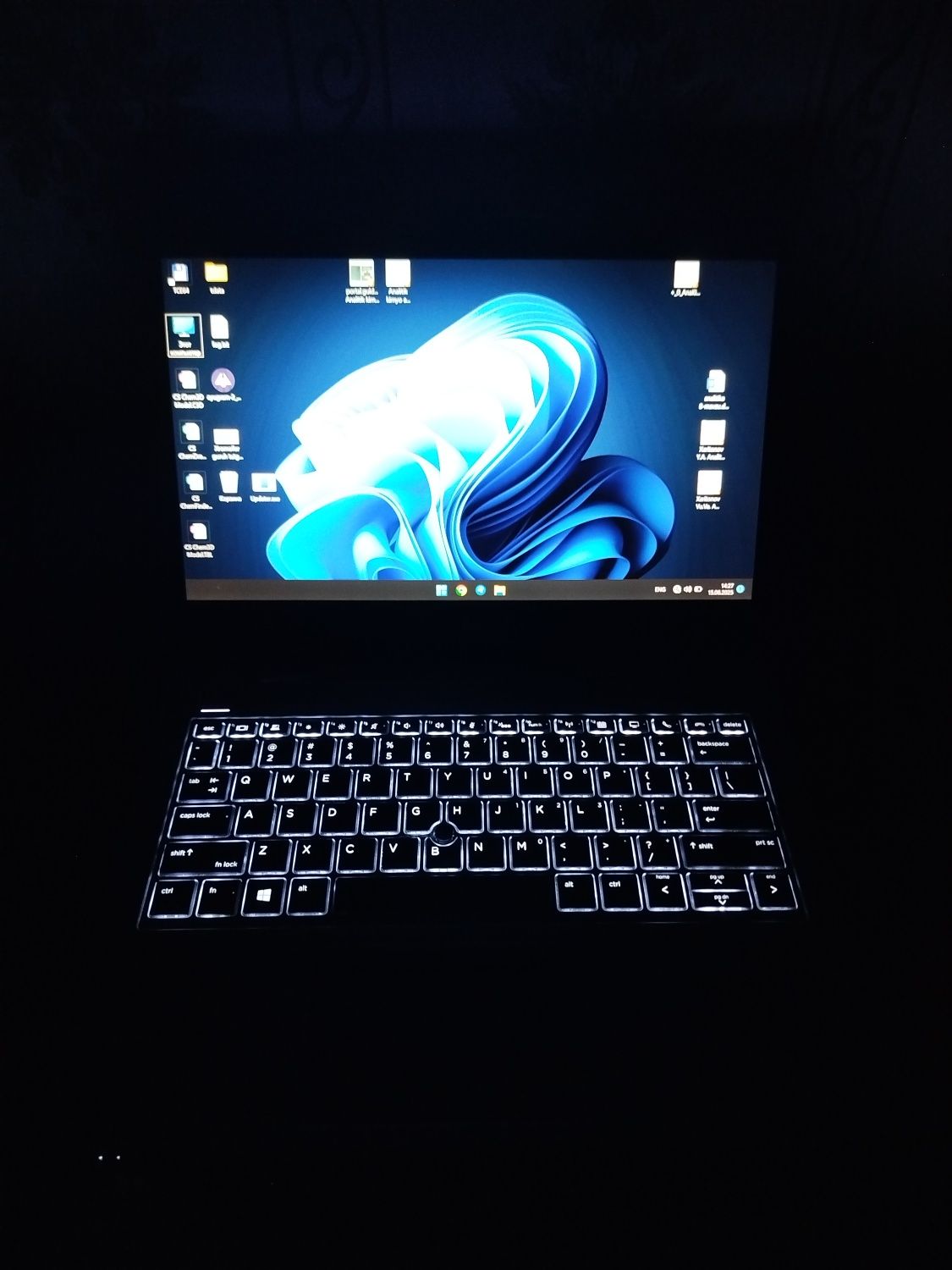 Hp elitebook i5-8365(8-avlod) 8/256gb xotira