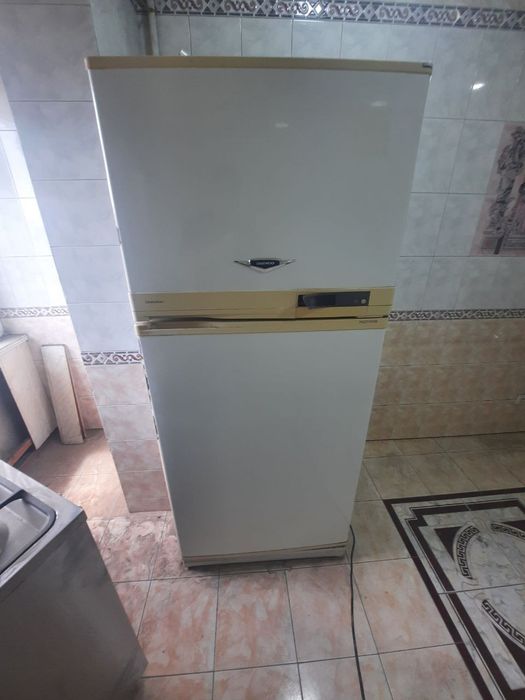 Холодильник Daewoo