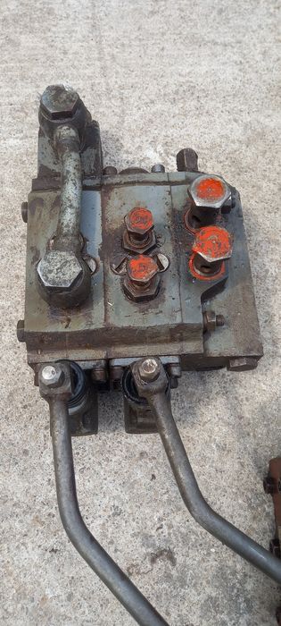 distribuitor hidraulic