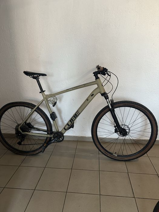 Bicicleta CUBE, marimea XXL, roti pe 29